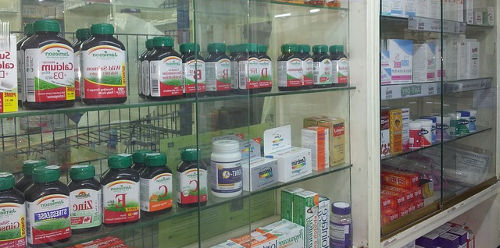 medicaments produits beaute visage cheveux sante generale